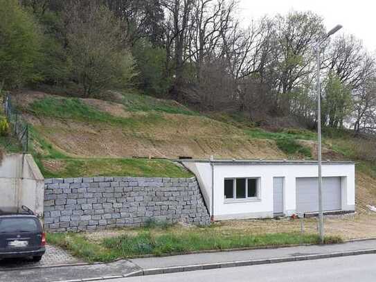 Baugrundstück für Ein- oder Mehrfamilienhaus