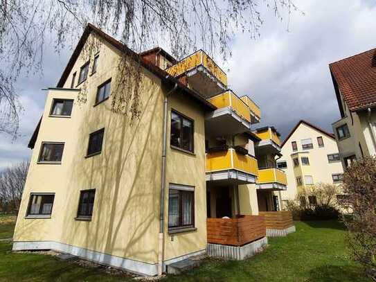 Idyllisch gelegene 3 RaumWE mit Balkon und Garage