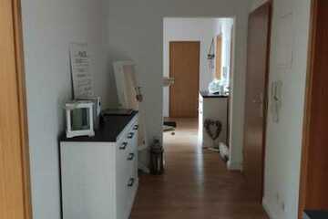 Sanierte 5-Zimmer-Wohnung mit Einbauküche in Gera