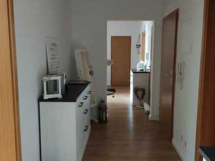 Sanierte 5-Zimmer-Wohnung mit Einbauküche in Gera