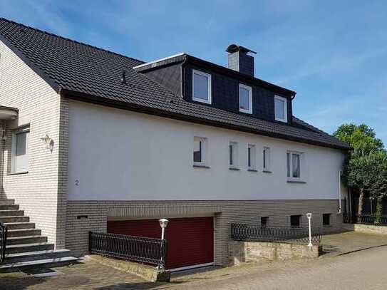 Geräumiges, günstiges und modernisiertes Einfamilienhaus mit lux. Innenausstattung