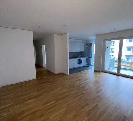 Schöne 3-Zimmer-Wohnung mit Einbauküche + Balkon!