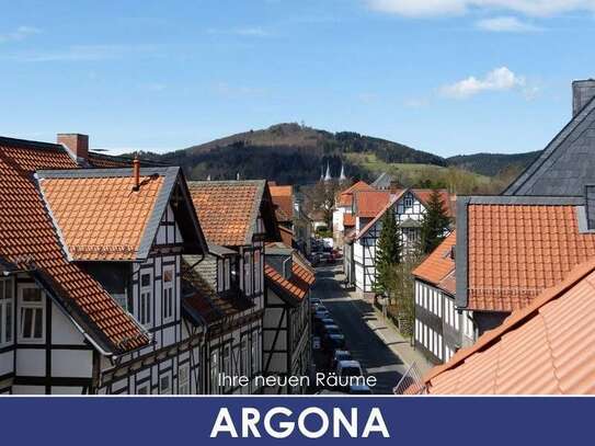 Schöne Dachgeschosswohnung mit Balkon, direkt an der Altstadt