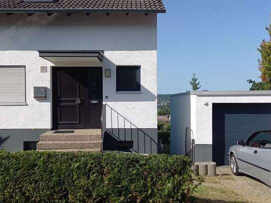 Fully renovated Dplx with fantastic view / Komplett renovierte DHH in Aussichtslage