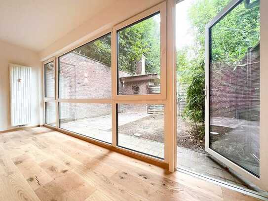 Sanierte Wohnung mit gemütlicher Terrasse und einem Garten auf dem Lindweiler Hof