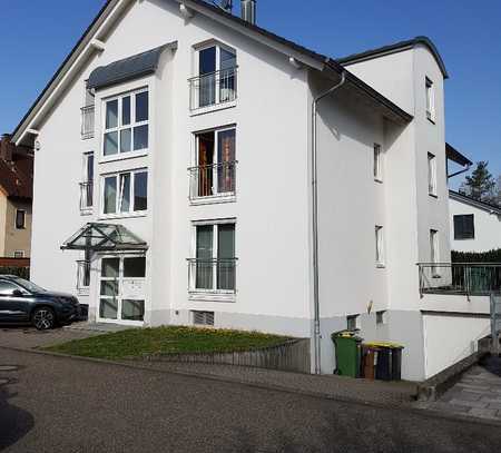 Lichtdurchflutete 4,5-Zimmer-Wohnung mit Balkon in Ötigheim