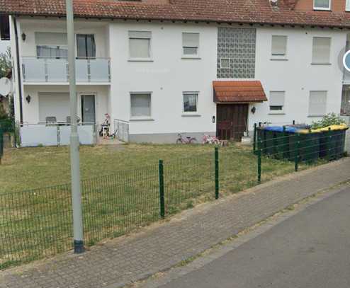 Ansprechende 3-Raum-Wohnung mit EBK und Balkon in Wöllstadt