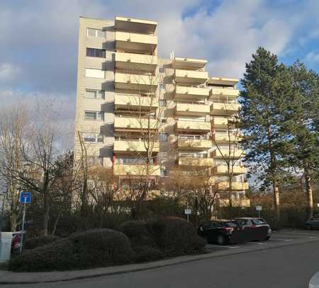 Provisionsfrei !!! gepflegte 3-Zimmer-Wohnung mit Balkon und EBK in Asperg