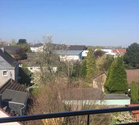 Metzkausen - Penthaus - Sonnenbalkon - kurze Wege nach Düsseldorf, zur BAB 3 und dem Flughafen