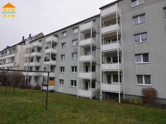 ** Langjährig vermietete 3-Raum-Wohnung mit Stellplatz zum Verkauf! **