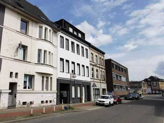 Mehrfamilienhaus mit 4-Parteien in Krefeld Cracau (Sanierungsobjekt)
