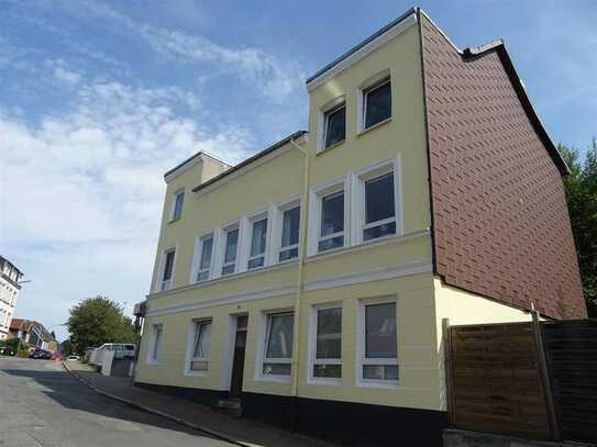 3,0-Zimmer-Wohnung, Adelbyer Straße 8, 1. OG rechts