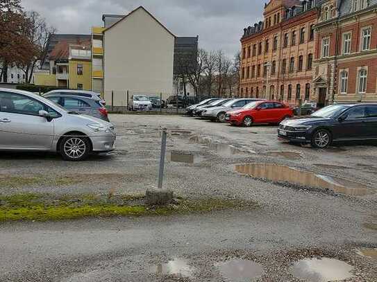 Baulücke mit Werkstattgebäude fast im Zentrum