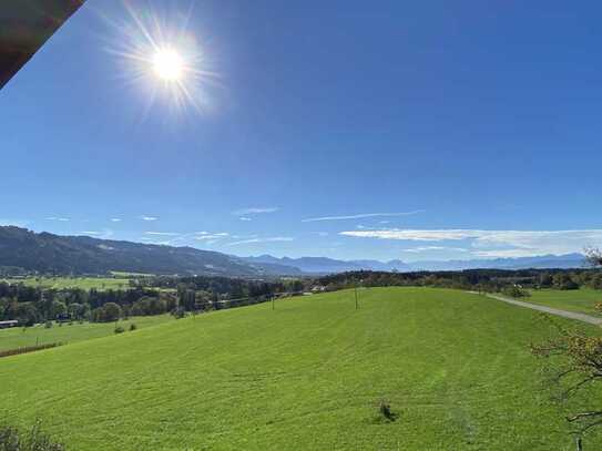 5-Zimmer DG Wohnung mit Blick auf Alpenpanorama