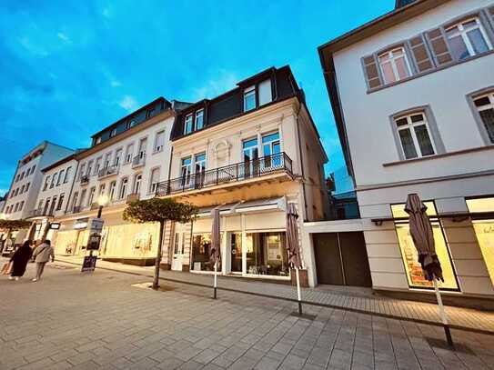 ALTBAUWOHNUNG mit BALKON in zentralster Lage