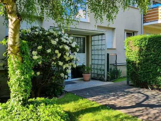 Frisch renovierte 3-Raum-Wohnung mit EBK in fußläufiger S-Bahn-Nähe in Kerpen-Sindorf