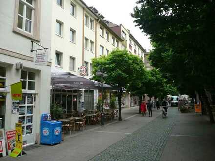 Unikat in der Mainzer Fußgängerzone - Charmante 3 Zimmer-Wohnung mit grossem Balkon