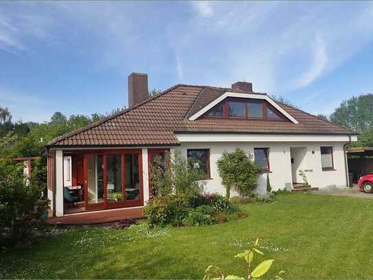 Großzügiges Einfamilien- Mehrgeneratationenhaus mit Garten in Kasseedorf unweit des Stendorfer Sees