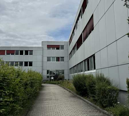 Provisionsfrei – Büroflächen mit guter Raumaufteilung. 1.OG – ca. 300 m2