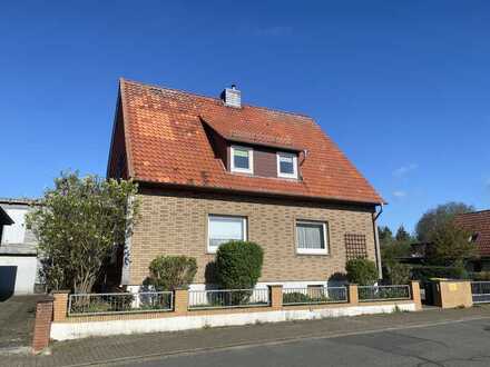 +++ Einfamilienhaus mit Garage in Schladen +++