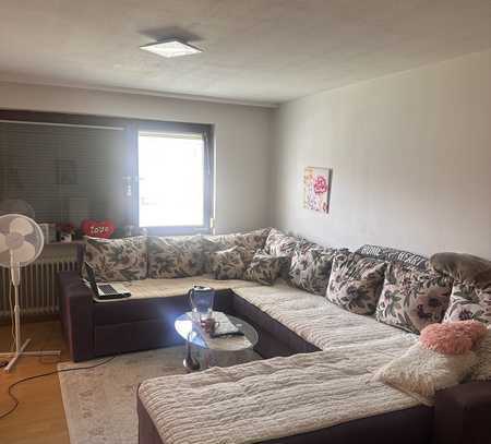 2 Zimmer Wohnung ab sofort.