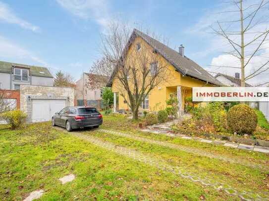 IMMOBERLIN.DE - Ein-/Zweifamilienhaus mit Sonnenterrassen & Garage in familienfreundlicher Lage