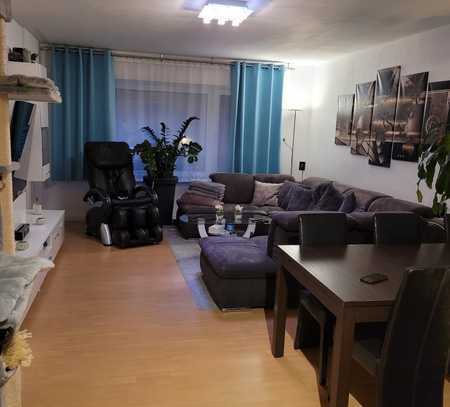 Gut geschnittene 3-Zimmer-Wohnung mit Süd-Westbalkon in Bornheim-Brenig