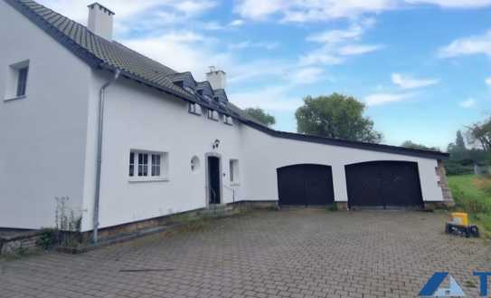 Außergewöhnliches Wohnhaus im Großraum Aachen in naturnaher Lage