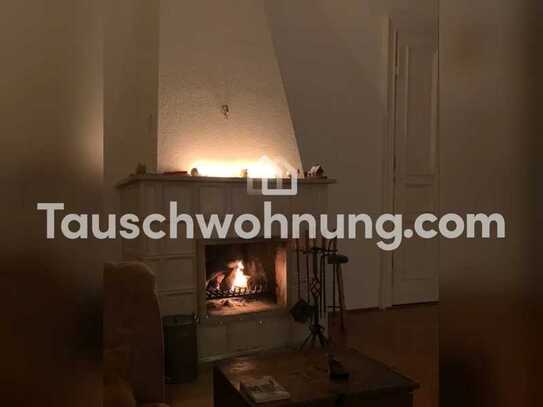 Tauschwohnung: 5-Zimmer-Altbau gegen 3 Zimmer Fhain