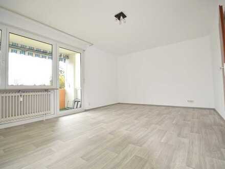 RESERVIERT***Helle 3- Zi.- Whg. mit Balkon, Aufzug und Stellplatz