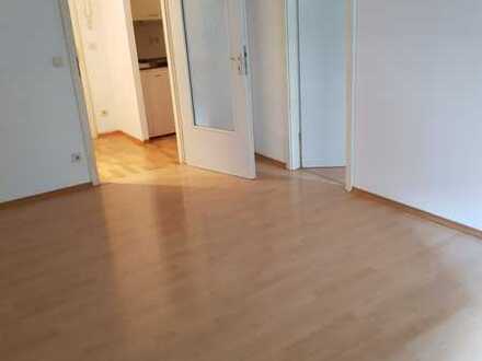 Sehr zentrale, gepflegte 2-Zimmer-Wohnung mit EBK in Bayreuth direkt am Hofgarten