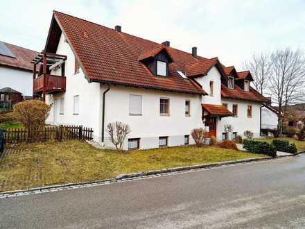 Pfaffenhofen-Sulzbach! 3-ZKB Erdgeschoss-Wohnung mit Terrasse, TG-Stellplatz, Abstellraum u. Keller!