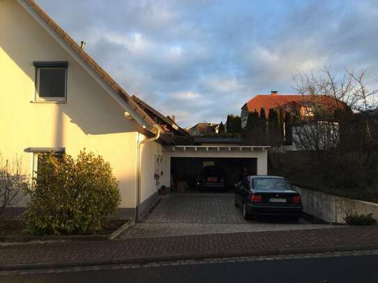 Günstiges, neuwertiges 6-Raum-Einfamilienhaus mit EBK in Weilburg-Kubach Weilburg