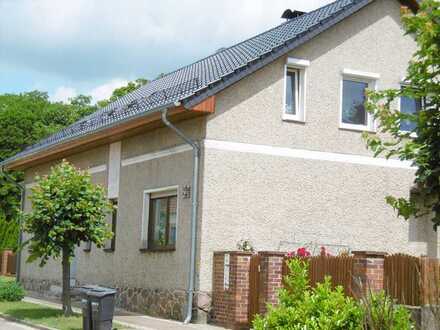 Schöne 2-Zimmer-Erdgeschoss-Wohnung mit Terrasse in Flecken-Zechlin
