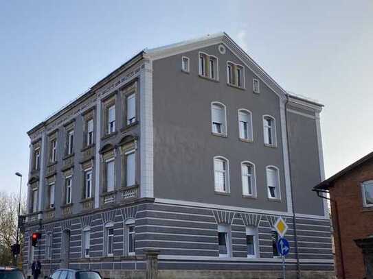 Sehr schöne 2-Zimmer- Altbau-Wohnung in Bayreuth am Hofgarten