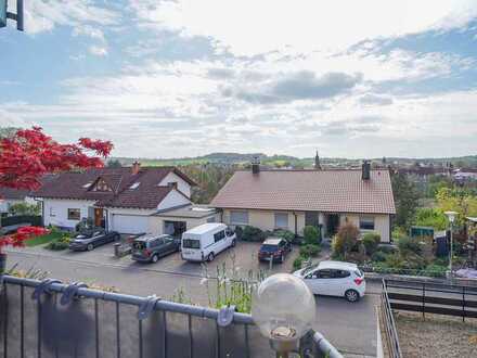 Vermietete 3-Zimmer-Wohnung mit schönem Balkon, toller Weitsicht und kleinem Gartenanteil!