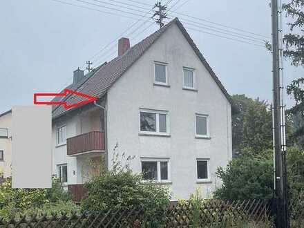 Zweifamilienhaus mit Garten und zwei Garagen in Ruchheim--