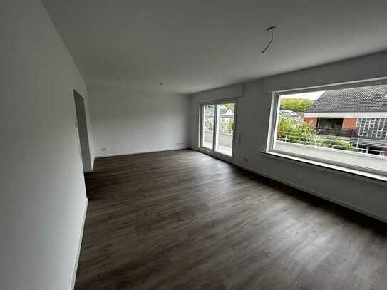 Exklusive 4-Zimmer-Wohnung mit Traum-Balkon in Köln-Rodenkirchen - Erstbezug nach Totalsanierung