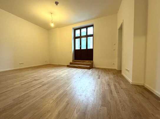 Erstbezug mit Balkontraum – 2-Raum-Wohnung mit Einbauküche und viel Platz zum Entspannen