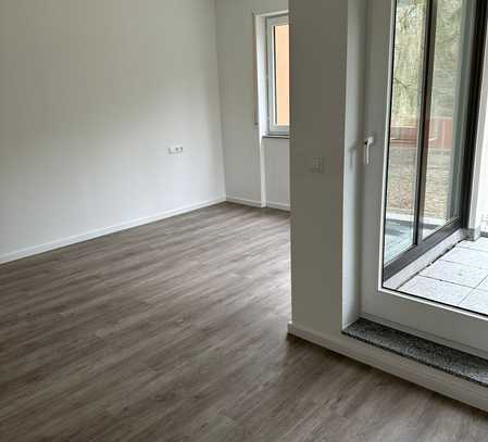 Renovierte 3-Zimmer-Erdgeschosswohnung mit Balkon