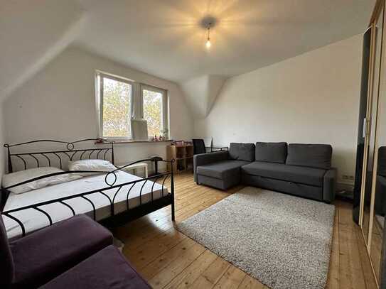 *Befristete Vermietung*Tolle Wohnung neben dem Rosensteinpark+EBK