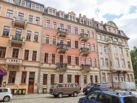 +++ Fußläufig zur Elbe! - 4-Zimmer-Mansardwohnung im Gründerzeithaus +++