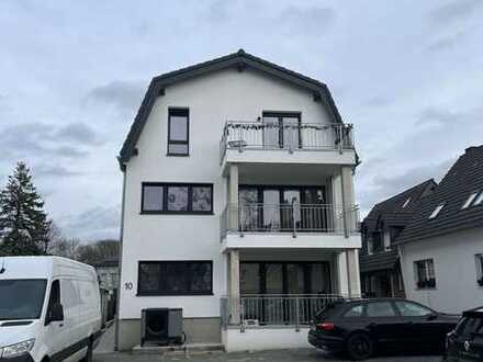 Schicke OG-Wohnung mit Balkon in ruhiger Lage von Heinsberg.