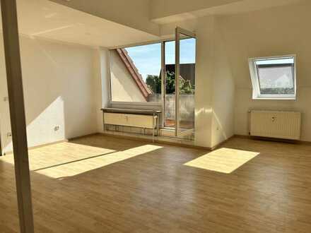 Idyllische 2-Zimmer-Maisonette-Wohnung mit Balkon und Galerie