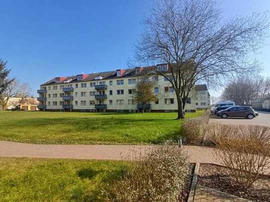 Bald verfügbar! Sanierte 2-Zimmer-Wohnung im schönen Mehrfamilienhauses