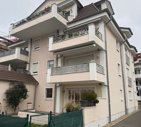 Rheinnahe barrierefreie Terrassenwohnung mit Garten