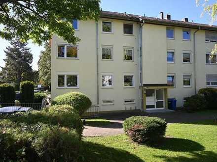 Kernsanierte 4-Zimmerwohnung im 2. OG mit Garage