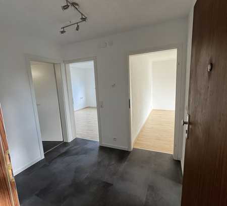 Modernisierte 2-Zimmer-Wohnung mit Balkon und Einbauküche in Betzingen