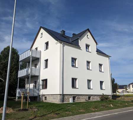 Helle 3 Raum Wohnung 1.OG am Ortsrand von Treuen