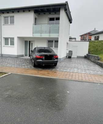 Moderne Doppelhaushälfte - Ihr neues Zuhause mit Terrasse und Garten